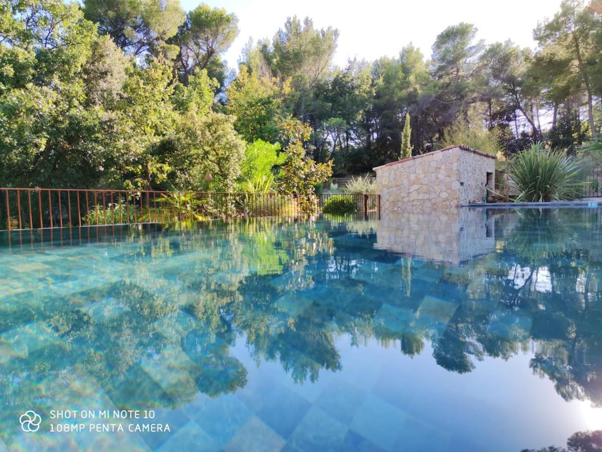 L'Autre Perle, Balneo En Supplement, Le Clos Des Perles トゥルトゥール エクステリア 写真